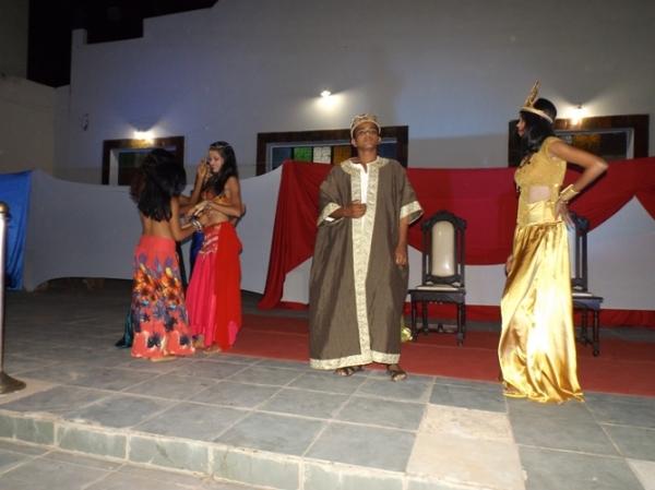 Encenação da Paixão de Cristo com Teatro, Liturgia e muita emoção. - Imagem 3