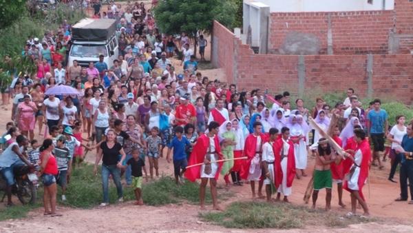 Encenação da Paixão em Pimenteiras emociona população - Imagem 7
