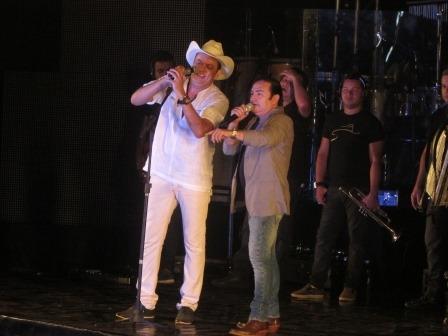 Show com a participação de amigos no 6º DVD de Francis Lopes - Imagem 22