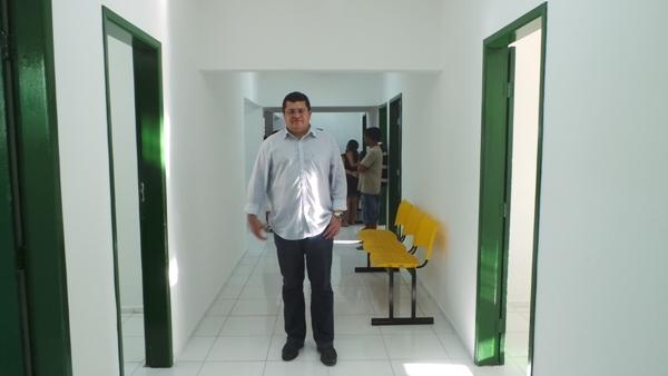 Prefeito Venicio do Ó entrega secretaria de saúde toda reformada - Imagem 18