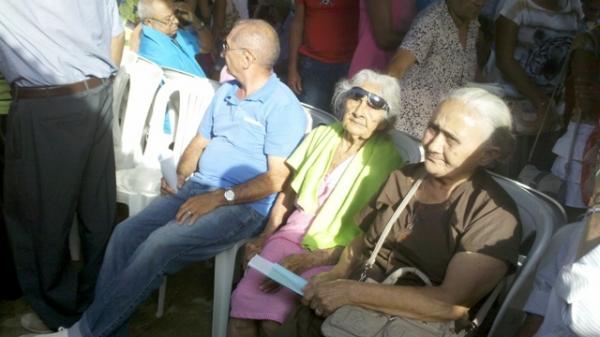 Mutirão do Olho é realizado com idosos de Passagem Franca Piauí  - Imagem 2