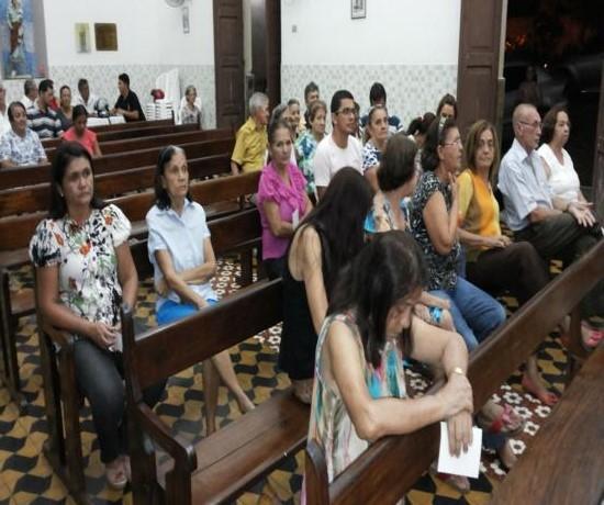 Missa de 7º dia pelo falecimento de Enéas Nogueira em Elesbão Veloso, veja fotos - Imagem 2