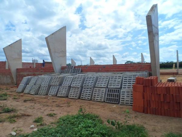  “Valença está virando um grande canteiro de obras”, disse Prefeito Walfredo. - Imagem 8