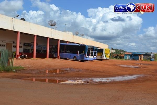 Insalubridade e péssimas condições sanitárias caracterizam rodoviária de Picos. - Imagem 1