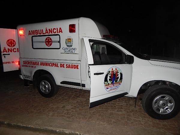 Prefeito Manoel Dedé recebe uma Nova Ambulância para a população de Lagoinha - Imagem 3