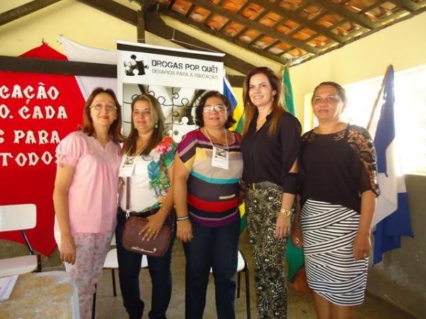 Foi um sucesso o Seminário Drogas Por Quê? - Imagem 3