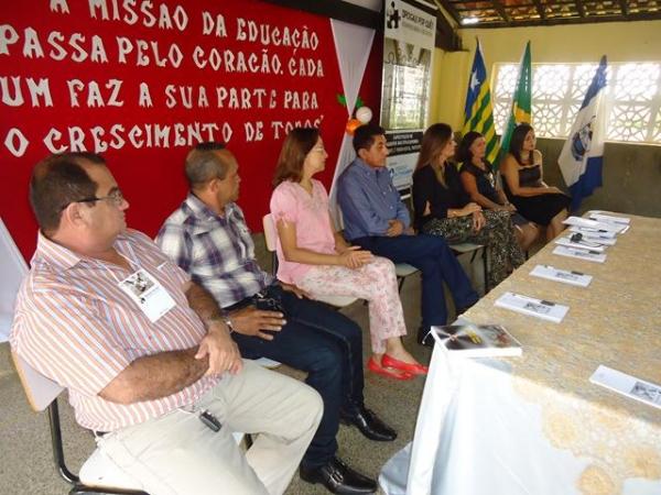 Foi um sucesso o Seminário Drogas Por Quê? - Imagem 38