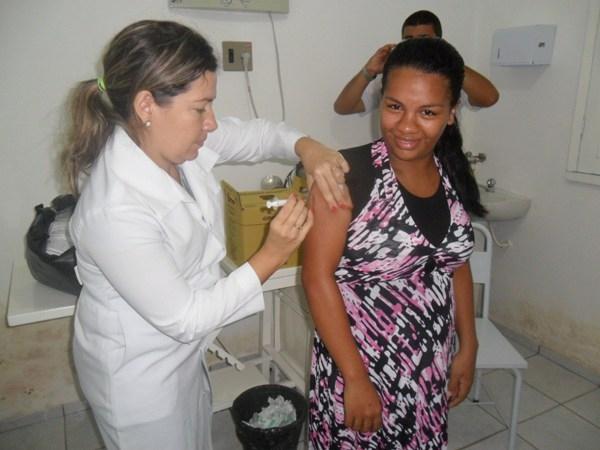 Campanha de vacinação contra a gripe é realizada em Lagoinha  - Imagem 10