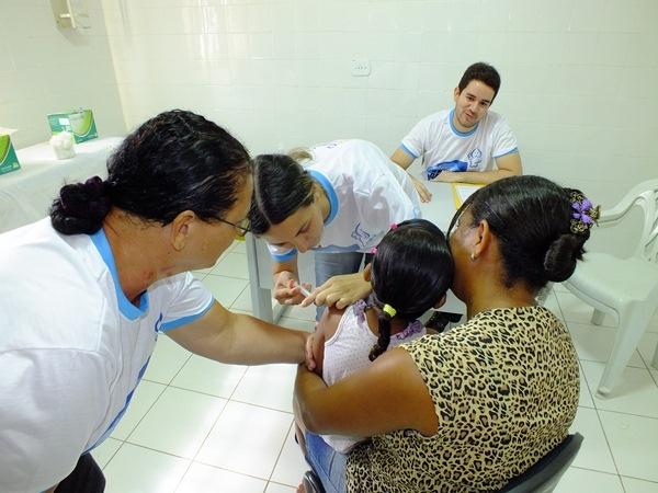 Dom Expedito Lopes chega ao “Dia D” Campanha de Vacinação contra a Gripe - Imagem 8