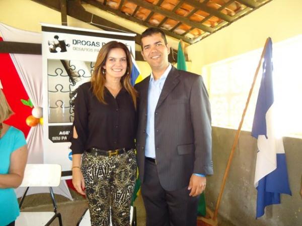 Foi um sucesso o Seminário Drogas Por Quê? - Imagem 7