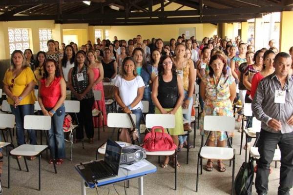 Foi um sucesso o Seminário Drogas Por Quê? - Imagem 77