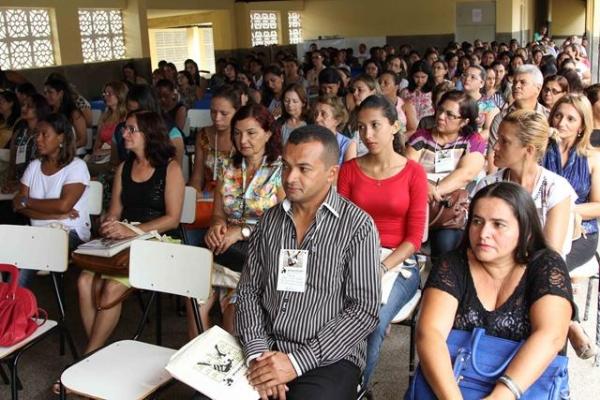 Foi um sucesso o Seminário Drogas Por Quê? - Imagem 76