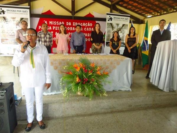 Foi um sucesso o Seminário Drogas Por Quê? - Imagem 41