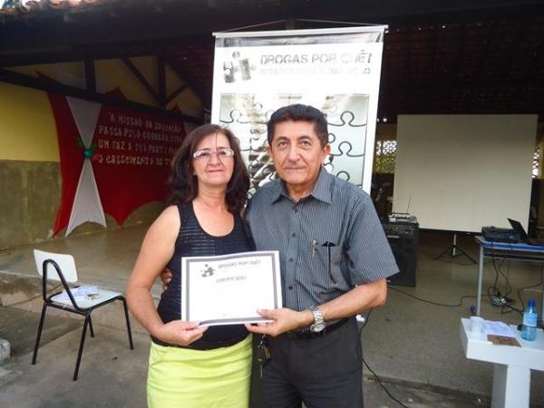 Foi um sucesso o Seminário Drogas Por Quê? - Imagem 92