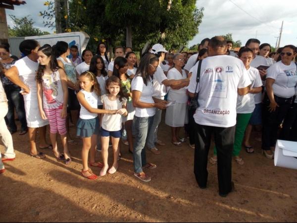 II nota Neylivia - Emoção marca a missa de sétimo dia da saudosa Neylivia da Costa - Imagem 4