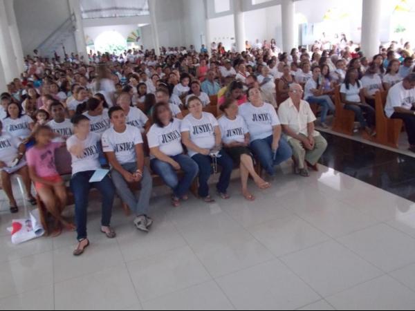 II nota Neylivia - Emoção marca a missa de sétimo dia da saudosa Neylivia da Costa - Imagem 5
