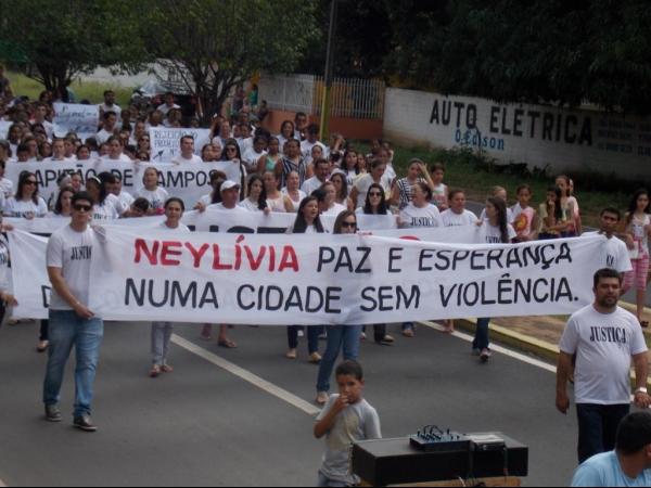 Caso Neylivia I: Familiares e amigos de Neylivia Costa fazem caminhada pedindo por PAZ e JUSTIÇA  - Imagem 16