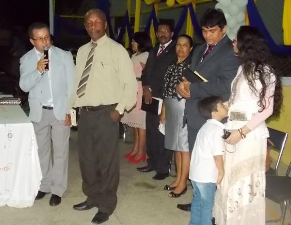 Dia do evangélico é comemorado com grande festa e muito louvor  em Canavieira - Imagem 29