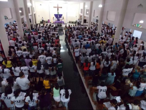 II nota Neylivia - Emoção marca a missa de sétimo dia da saudosa Neylivia da Costa - Imagem 7