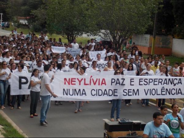 Caso Neylivia I: Familiares e amigos de Neylivia Costa fazem caminhada pedindo por PAZ e JUSTIÇA  - Imagem 10