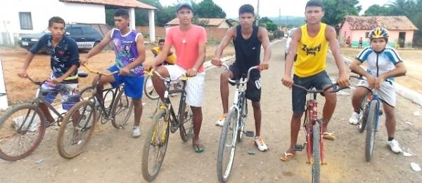 Maratonas e corridas de jumentos abriram  a programação do dia 28 em Canavieira - Imagem 14
