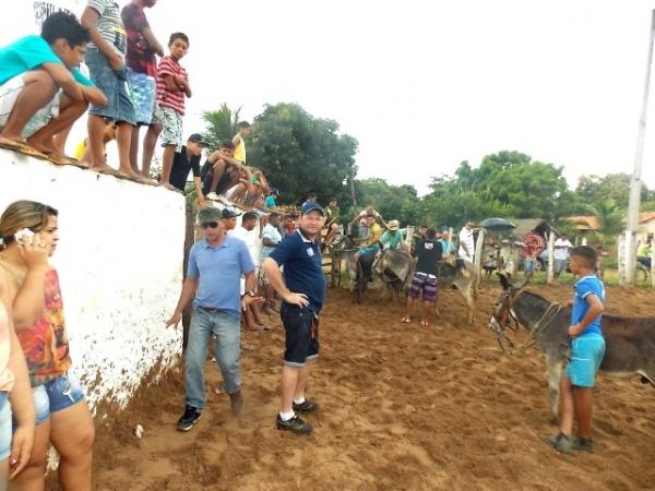 Maratonas e corridas de jumentos abriram  a programação do dia 28 em Canavieira - Imagem 1