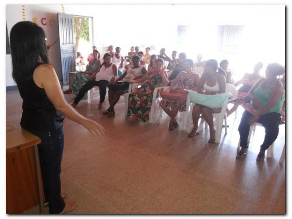 Reunião do Grupo de apoio e orientação e gestante do CRAS - Imagem 4