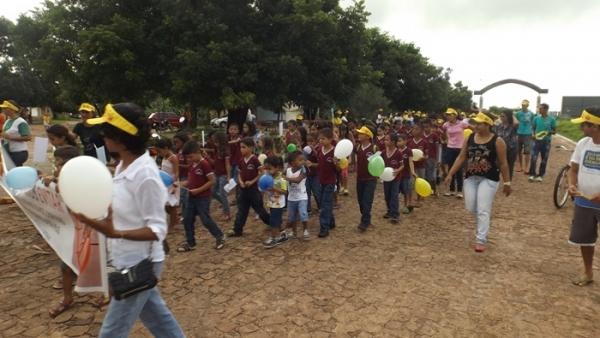Caminhada de conscientização contra a Dengue  - Imagem 34