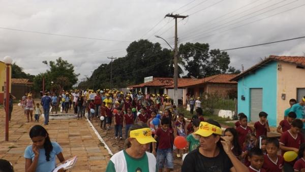 Caminhada de conscientização contra a Dengue  - Imagem 24