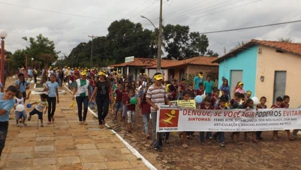 Caminhada de conscientização contra a Dengue  - Imagem 25