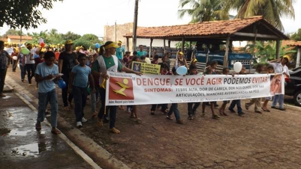 Caminhada de conscientização contra a Dengue  - Imagem 29