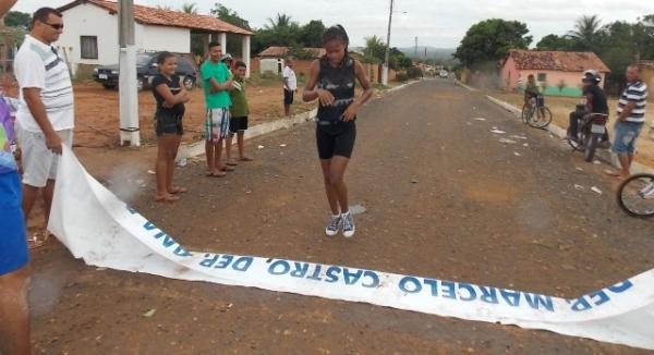Maratonas e corridas de jumentos abriram  a programação do dia 28 em Canavieira - Imagem 7