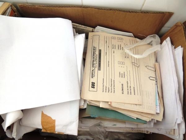 Fotos do descaso como o hospital Josefina Getirana Neta foi entregue - Imagem 13