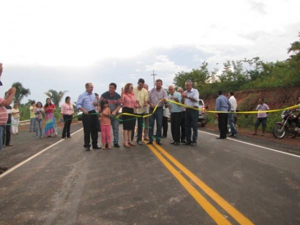 Governador Wilson Martins Inaugura obras no município de Miguel Alves - Imagem 13