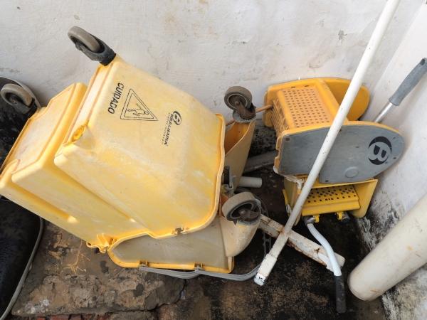 Fotos do descaso como o hospital Josefina Getirana Neta foi entregue - Imagem 19