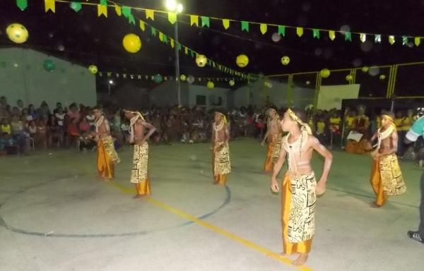 Aniversário da cidade : Noite da educação foi um espetáculo em Canavieira  - Imagem 12