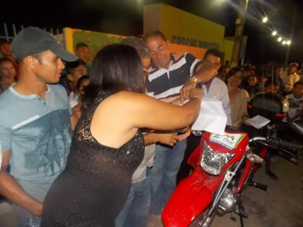 Canavieira comemora 22 anos com inaugurações, corte de bolo e muita festa. - Imagem 10