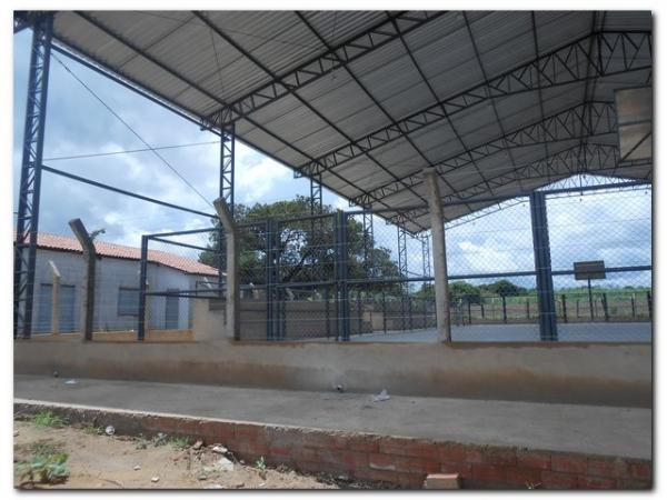 Prefeitura Municipal Constrói Quadra de Esporte com cobertura no Povoado Forte - Imagem 5