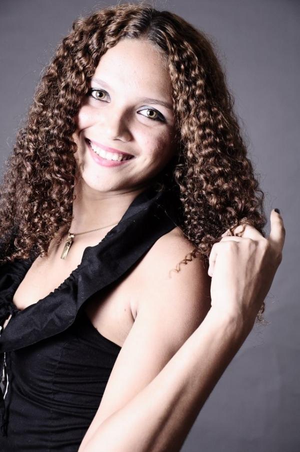 Modelo Amarantina é um dos nomes pedidos pelo público para o Piauí Fashion Week 2014 em maio - Imagem 1