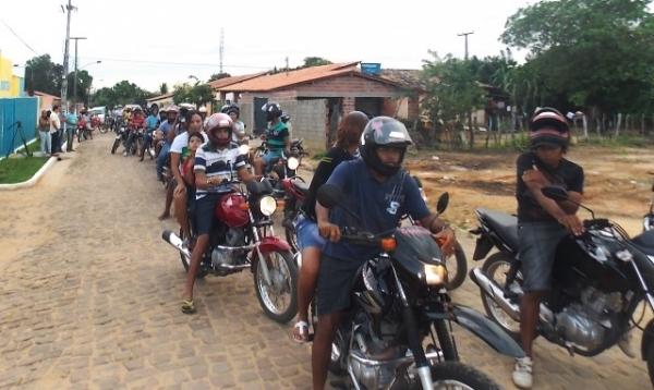 Canavieira comemora 22 anos com inaugurações, corte de bolo e muita festa. - Imagem 47