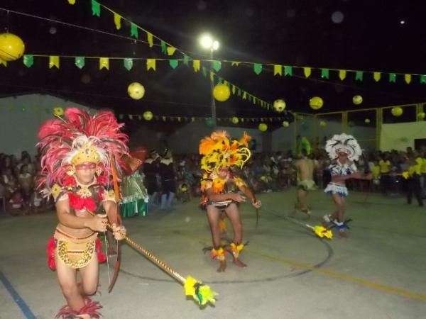 Aniversário da cidade : Noite da educação foi um espetáculo em Canavieira  - Imagem 25