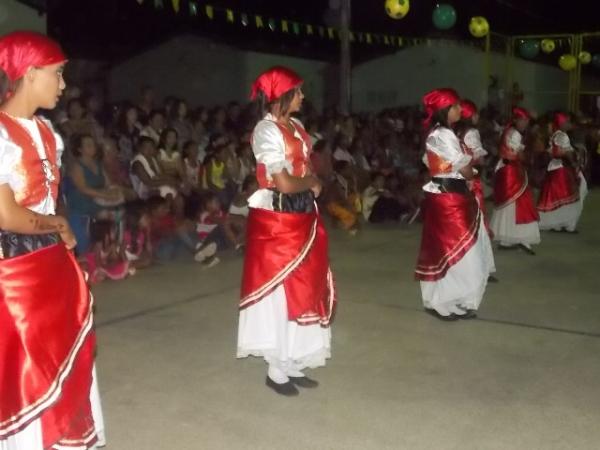Aniversário da cidade : Noite da educação foi um espetáculo em Canavieira  - Imagem 8