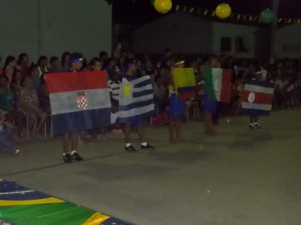 Aniversário da cidade : Noite da educação foi um espetáculo em Canavieira  - Imagem 69