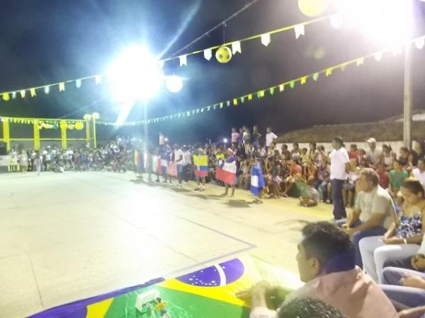 Aniversário da cidade : Noite da educação foi um espetáculo em Canavieira  - Imagem 68