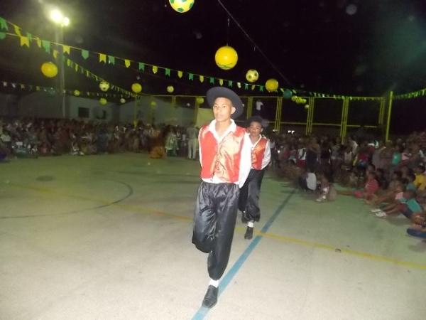 Aniversário da cidade : Noite da educação foi um espetáculo em Canavieira  - Imagem 10