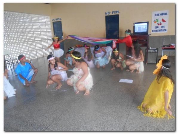 Apresentações Culturais na Escola João de Sousa Leal - Imagem 13