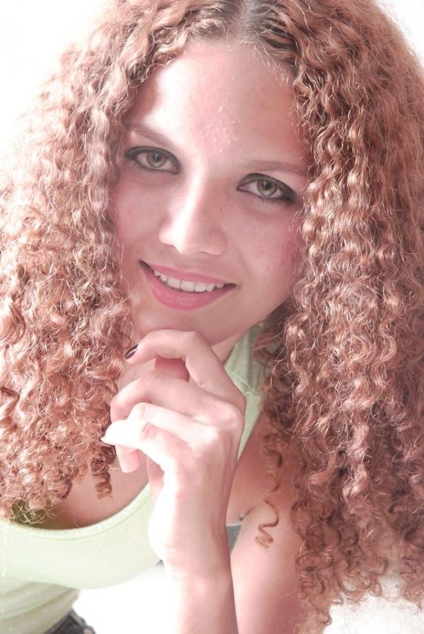 Modelo Amarantina é um dos nomes pedidos pelo público para o Piauí Fashion Week 2014 em maio - Imagem 3