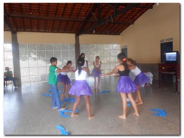 Apresentações Culturais na Escola João de Sousa Leal - Imagem 31