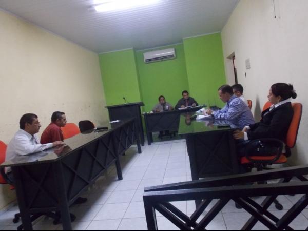 Realizada a 8ª sessão solene de 2014 da câmara de vereadores - Imagem 1