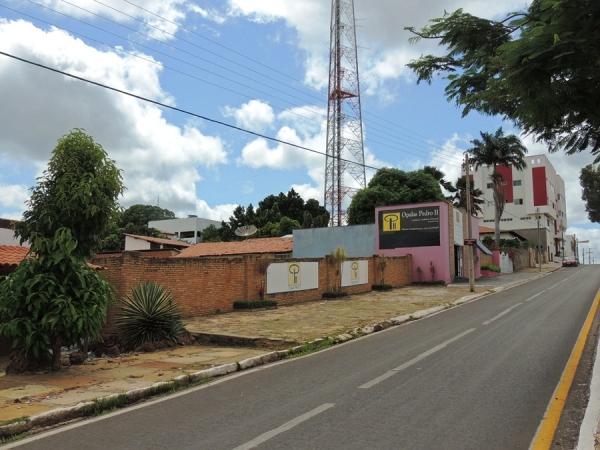 Dois excelentes terrenos à vendas localizados no centro comercial - Imagem 2